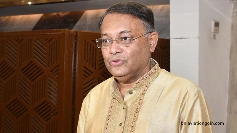 ফুলের শুভেচ্ছায় তথ্যমন্ত্রী চট্টগ্রাম বিমানবন্দরে